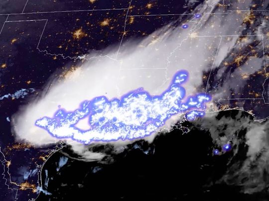 World lightning records in the US. Length: from London to Hamburg