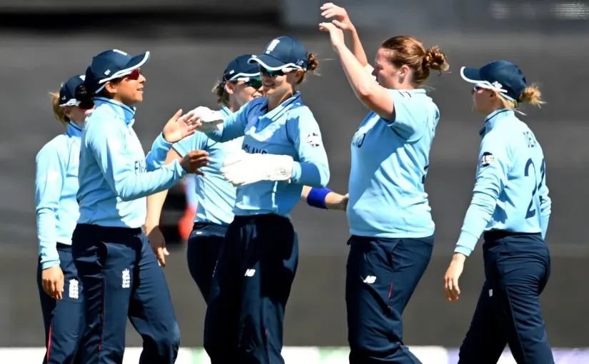 Anya Shrubsole credits fielders as England's World Cup campaign stirs at last