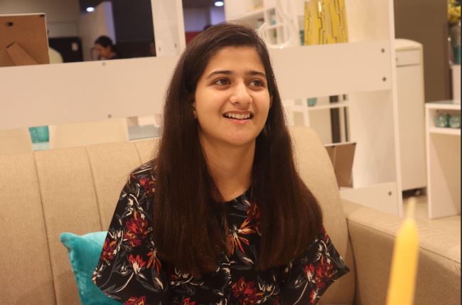 pimpom lifestyle divya indian youtuber wiki ,bio, profile, unknown facts and family details revealed