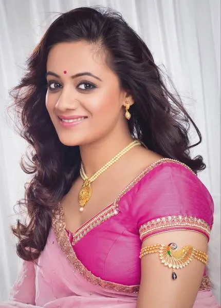 Spruha Joshi Indian television Wiki ,Bio, Profile, Unknown Facts and Family Details revealed